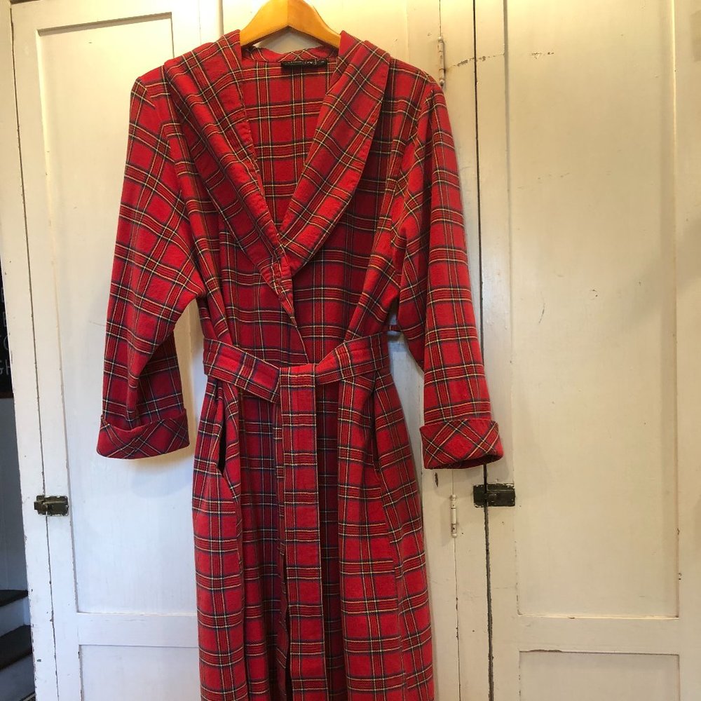 Lee Valley Ireland Flannel Robe Red Tartan Plaid Long Sleeve Pocket